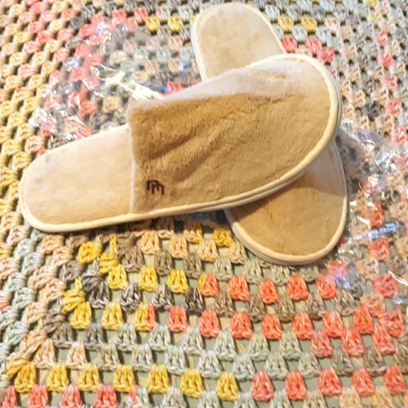 Other - Mens Slippers